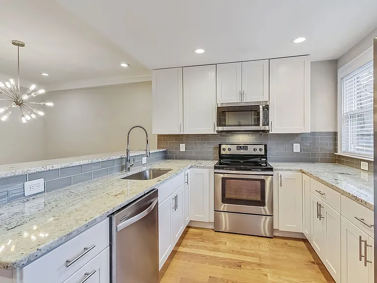 5415 Illinois Ave NW — Photo 3