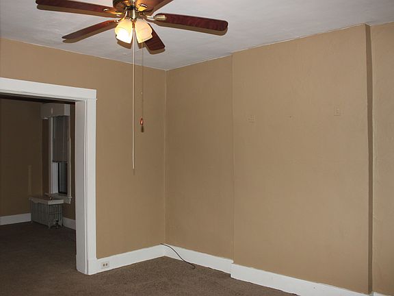 5th image of 7109 Vermont Ave #A