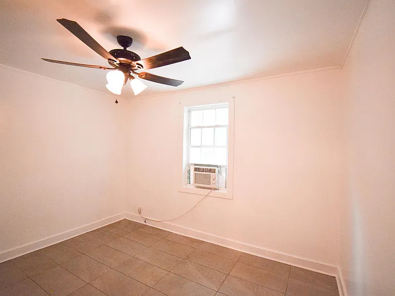 2716 Sunrise St — Photo 6