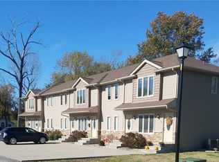 1104 Duncan St APT 2, Herrin, IL 62948