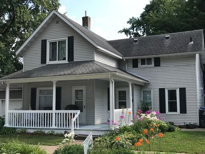 521 W Sarnia St, Winona, MN, 55987