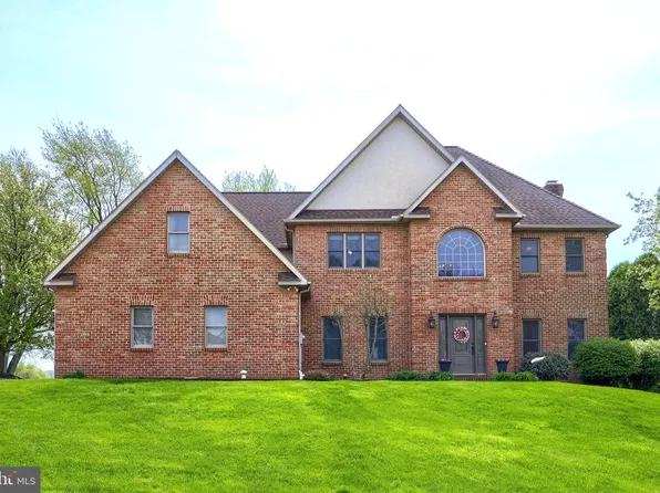 2702 Chestnut Run Rd, York, PA 17402