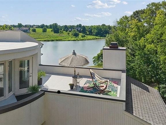 5th image of 15404 Lake Point Dr