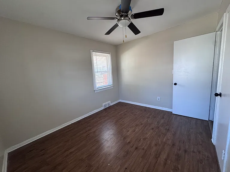 8227 Riverview St — Photo 3