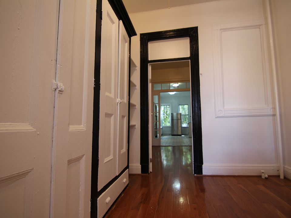 1st image of 315 Stanhope St APT 2R