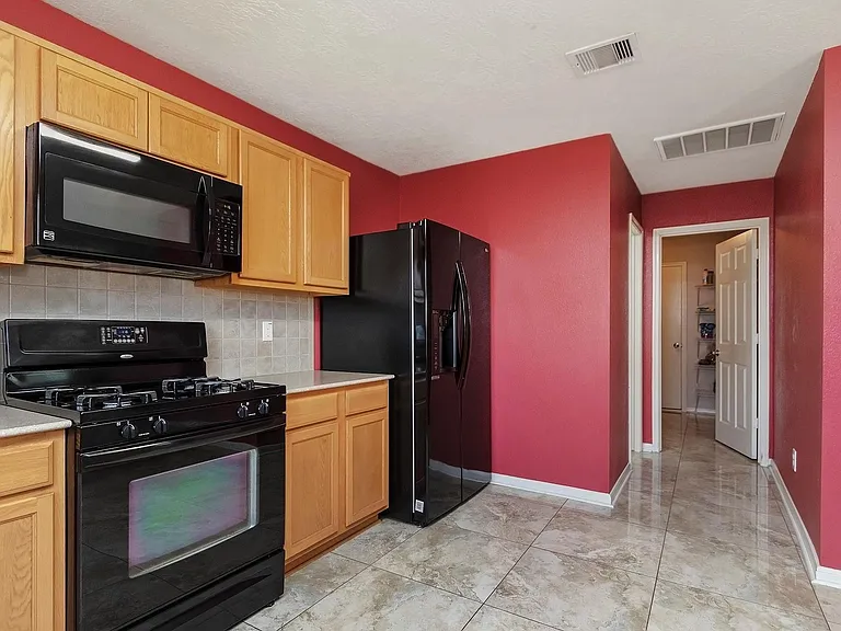 20738 Fair Castle Dr — Photo 19