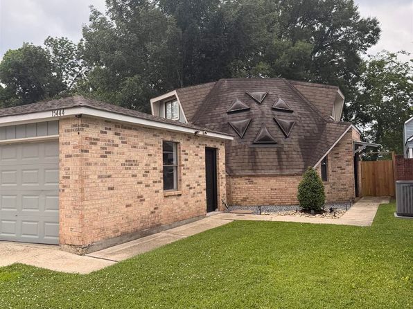 15444 Summerwood Ave
