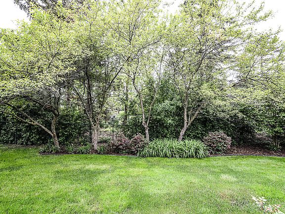 5th image of 2380 Saint Francis Dr