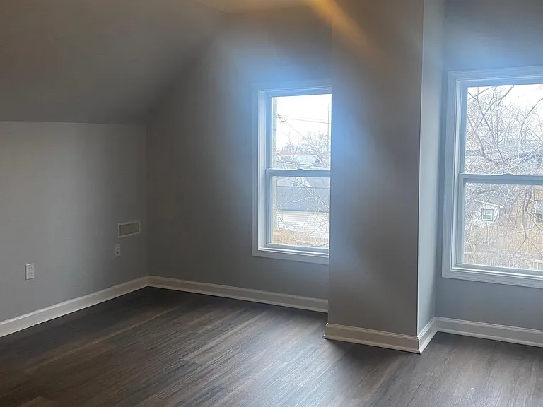 1634 S Talbott St — Photo 8