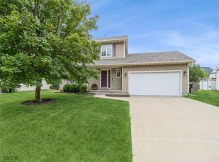 330 NE Cardinal Ln, Waukee, IA 50263