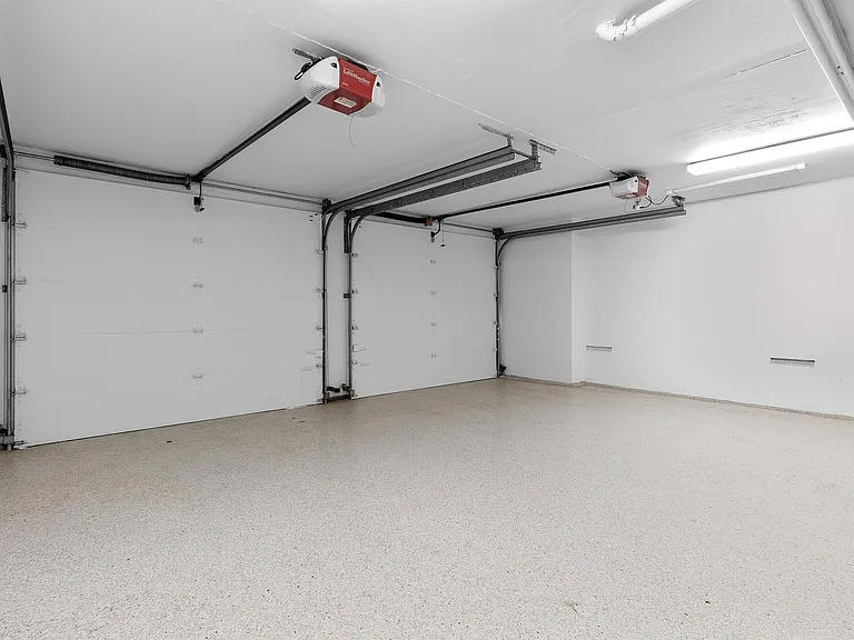715 Bayside Dr — Photo 43