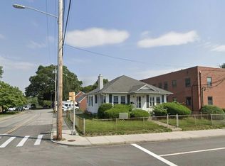 972 Reservoir Ave, Cranston, RI 02910