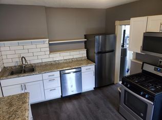 921 20th Ave NE #2, Minneapolis, MN 55418