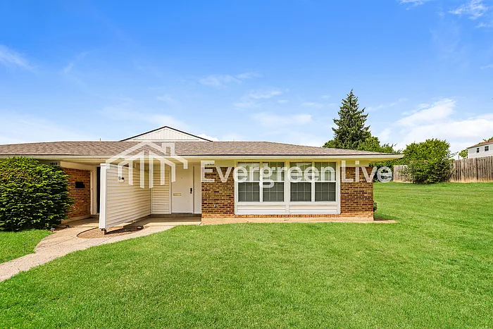 5919 Troy Villa Blvd