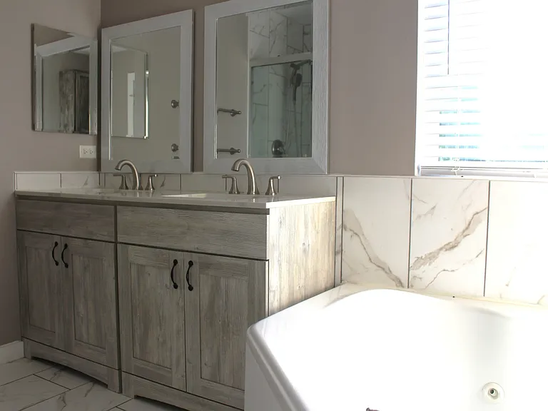 5117 Woodmere Ct — Photo 14
