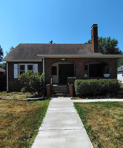 214 Chester Ave Photo 1