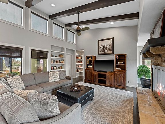 4th image of 175 Limestone Rdg N