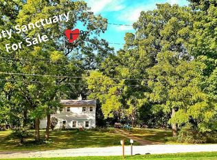 315 Arvida St, Walled Lake, MI 48390