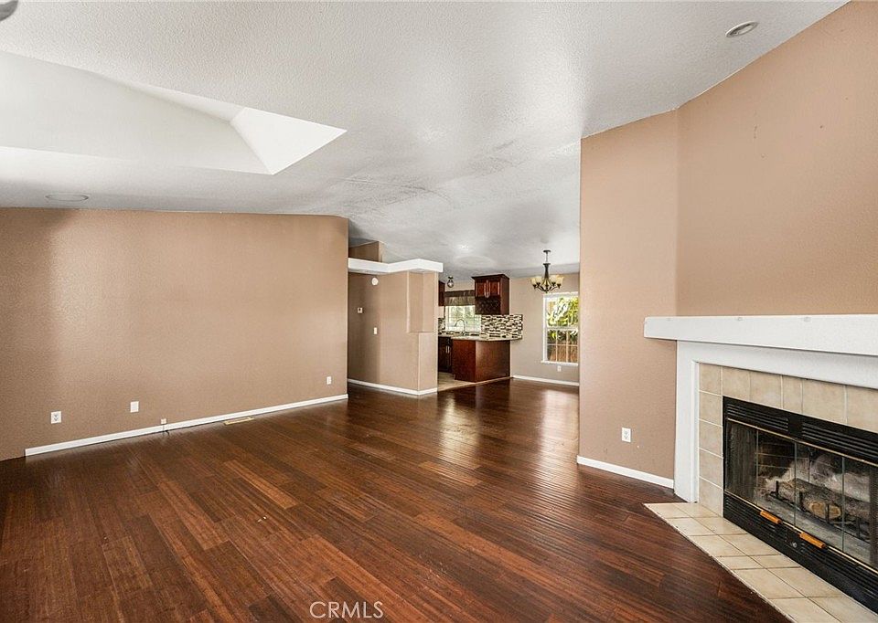 2nd image of 1616 S Euclid St Spc 71