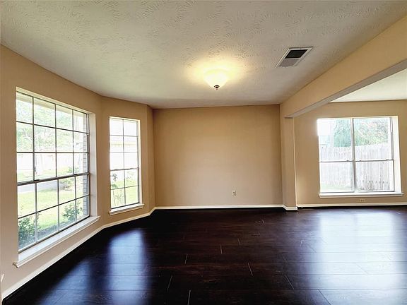 5th image of 12711 Autumn Glen Dr
