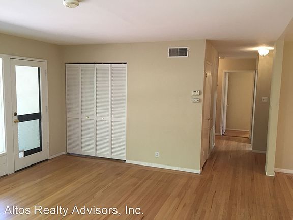 5th image of 1027 W McKinley Ave