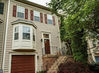 306 W Park Dr, Stafford, VA