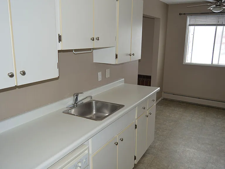 3701 8th St E — Photo 10