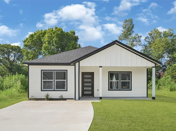 2429 Boss St, La Marque, TX 77568