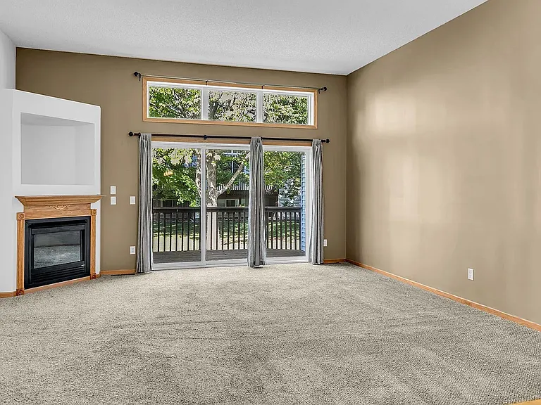 2394 Beech St W — Photo 17