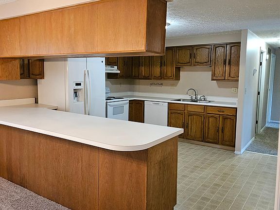 5th image of 3208 Kingswood Dr