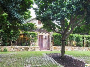 1050 Allen Ave, New Braunfels, TX 78130