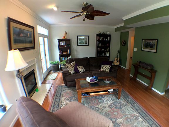 4th image of 3230 Friars Walk Ln