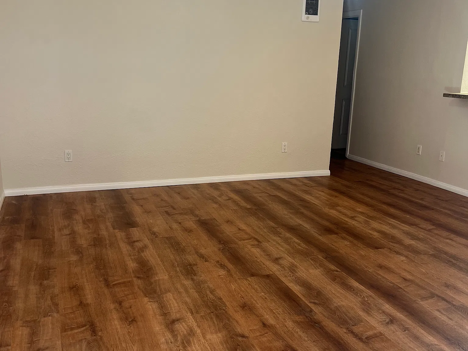 2 bed, 800 sqft, $2,765 — Photo 4