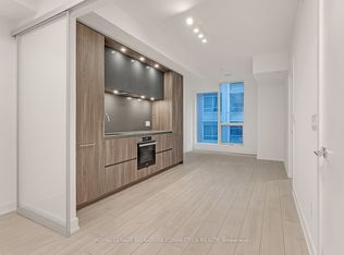 15 Mercer St #405, Toronto, ON M5V 0T8