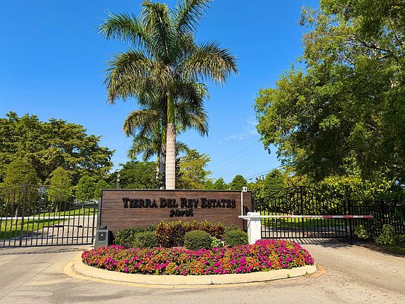 2nd image of 10245 La Reina Road