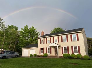 12989 Hampton Forest Ct, Fairfax, VA 22030