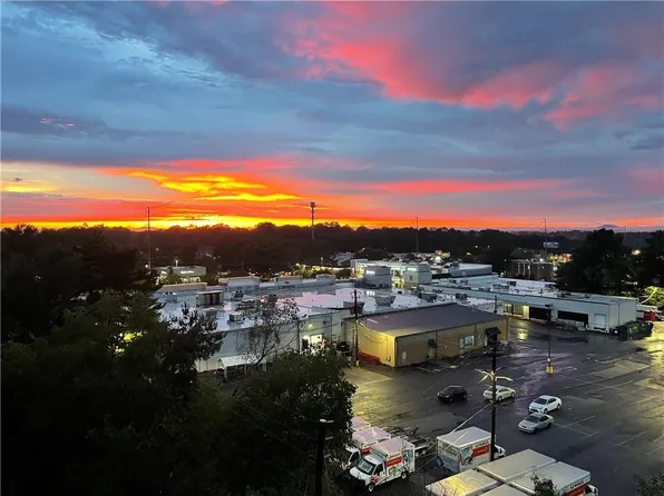 300 Johnson Ferry Rd NE Unit B605, Atlanta, GA 30328