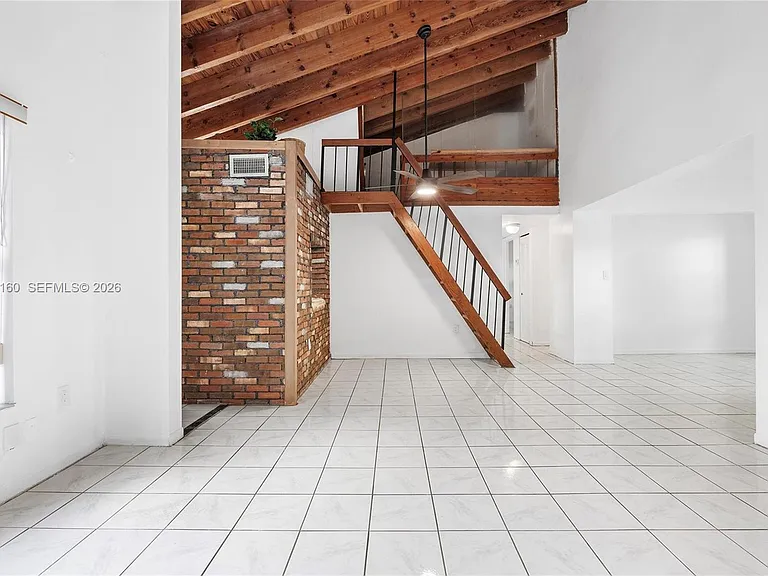 10542 NW 7th Ter #B7 — Photo 7