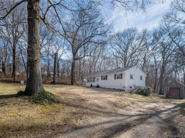 9 Cedar Ridge Road, East Lyme, CT 06333