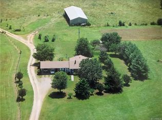 2741 Robertsons Rd, Blackstone, VA 23824