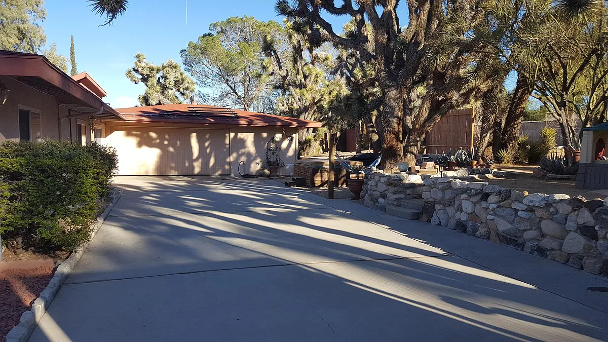 Backyard and attached garage - 56741 Anaconda Dr