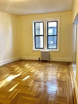 Rented by Silverstreet RE LLC | media 1