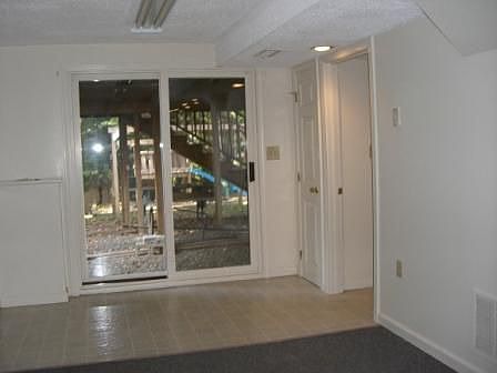 4th image of 53 Brinton Dr