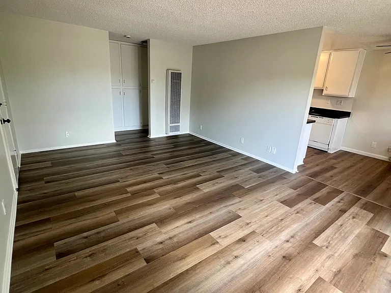 1620 Park Ave #3 — Photo 3