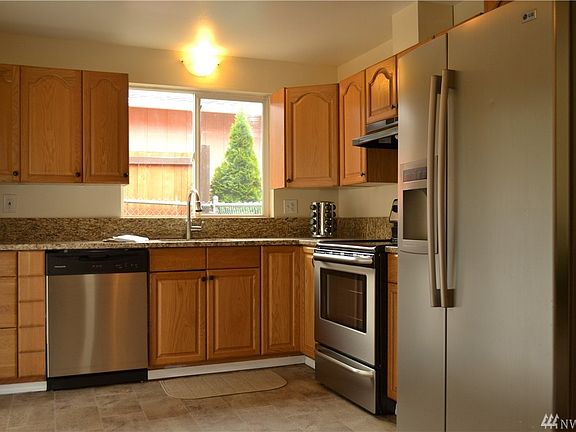 2nd image of 2217 E 72nd St