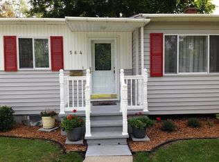 564 Helen St, Mount Morris, MI 48458
