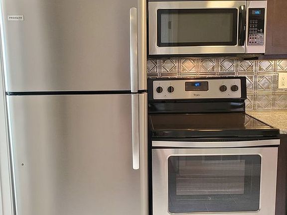 4th image of 4243 Tholozan Ave APT 8