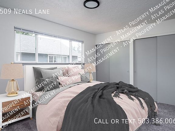 3rd image of 2509 Neals Ln