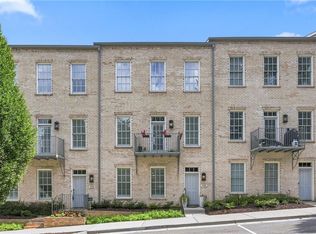 140 Clover Ct, Roswell, GA 30075