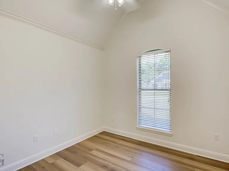 525 Chinquipin Dr — Photo 24